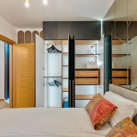 Royal アパート *