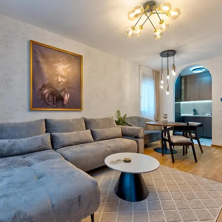 Royal Апартаменты *